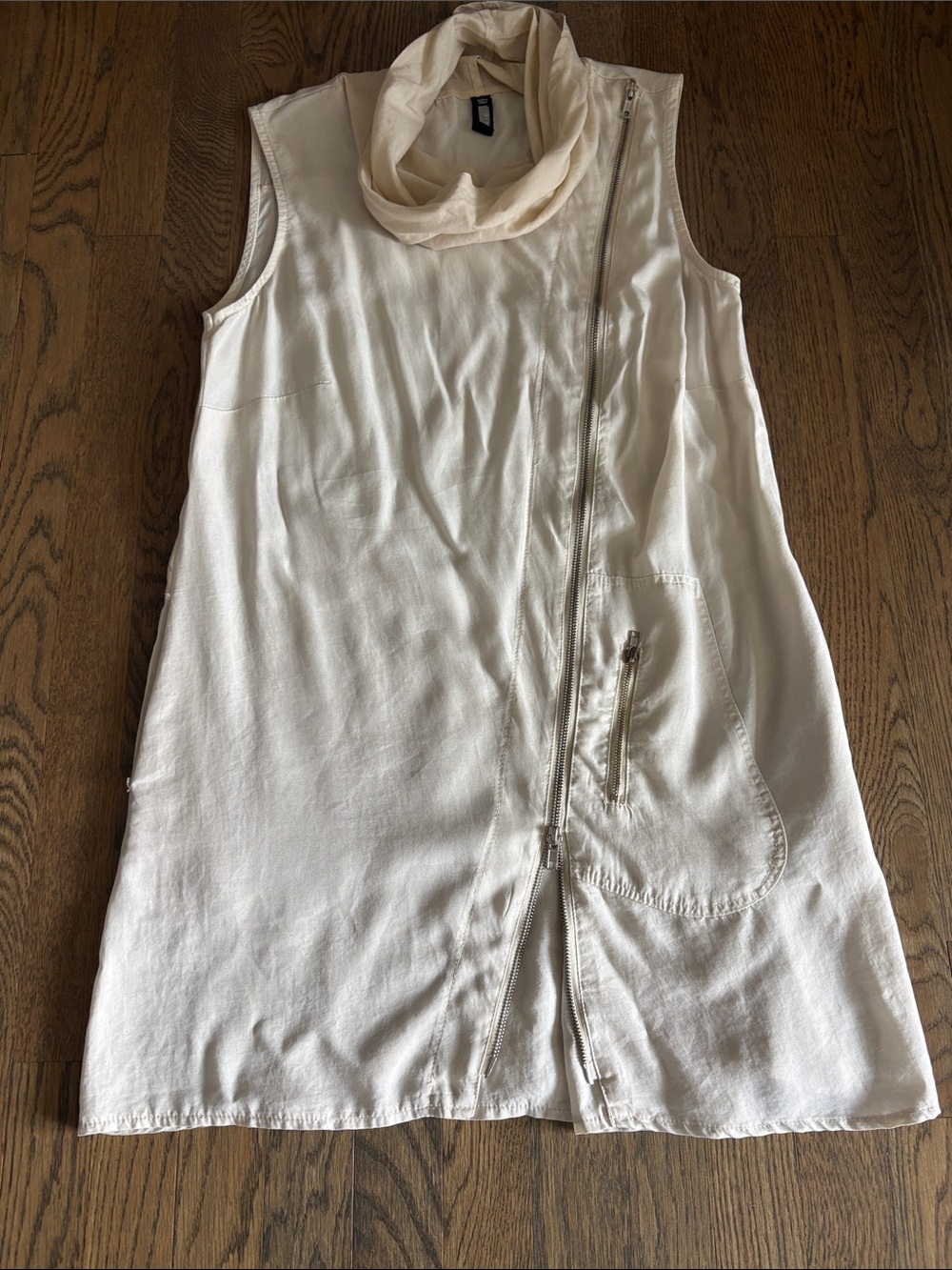 Sleeveless Cream Zip-Detail Tunic with Cowl Neck